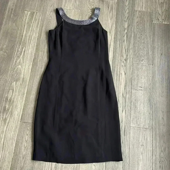 LAUREN Ralph Lauren | Black fitting dress  with silver beads and low back - Picture 1 of 9